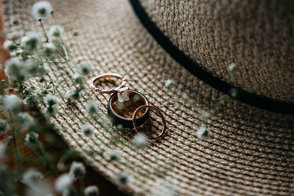 Details photos during the getting ready in Costa Verde