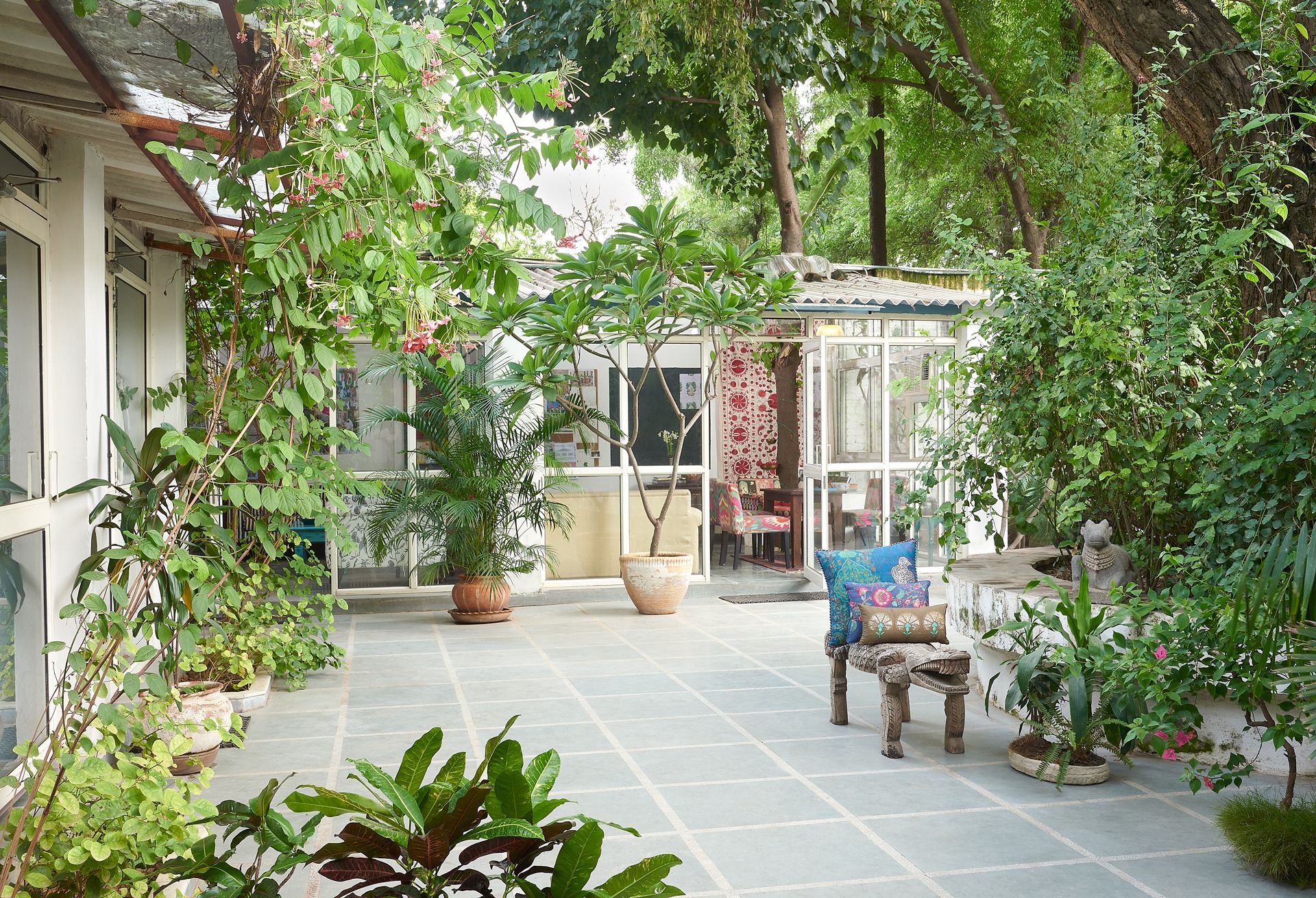 Good Earth Office, New Delhi for Better Homes & Gardens