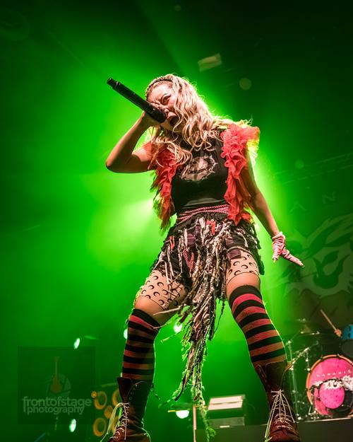 Die japanische Metalcore-Band HANABIE in Huxleys Neue Welt, Berlin