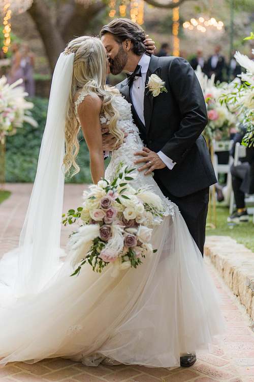 WEDDINGS & ELOPEMENTS