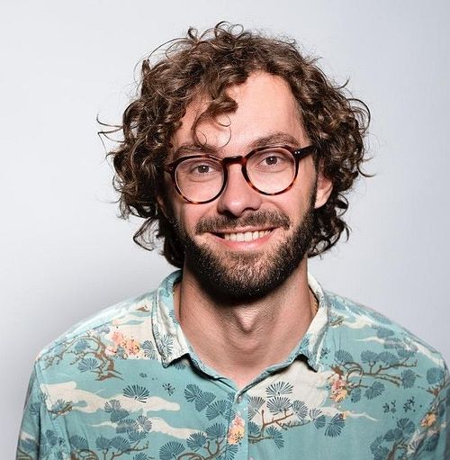 An illustrator and graphic designer based in New Orleans.
