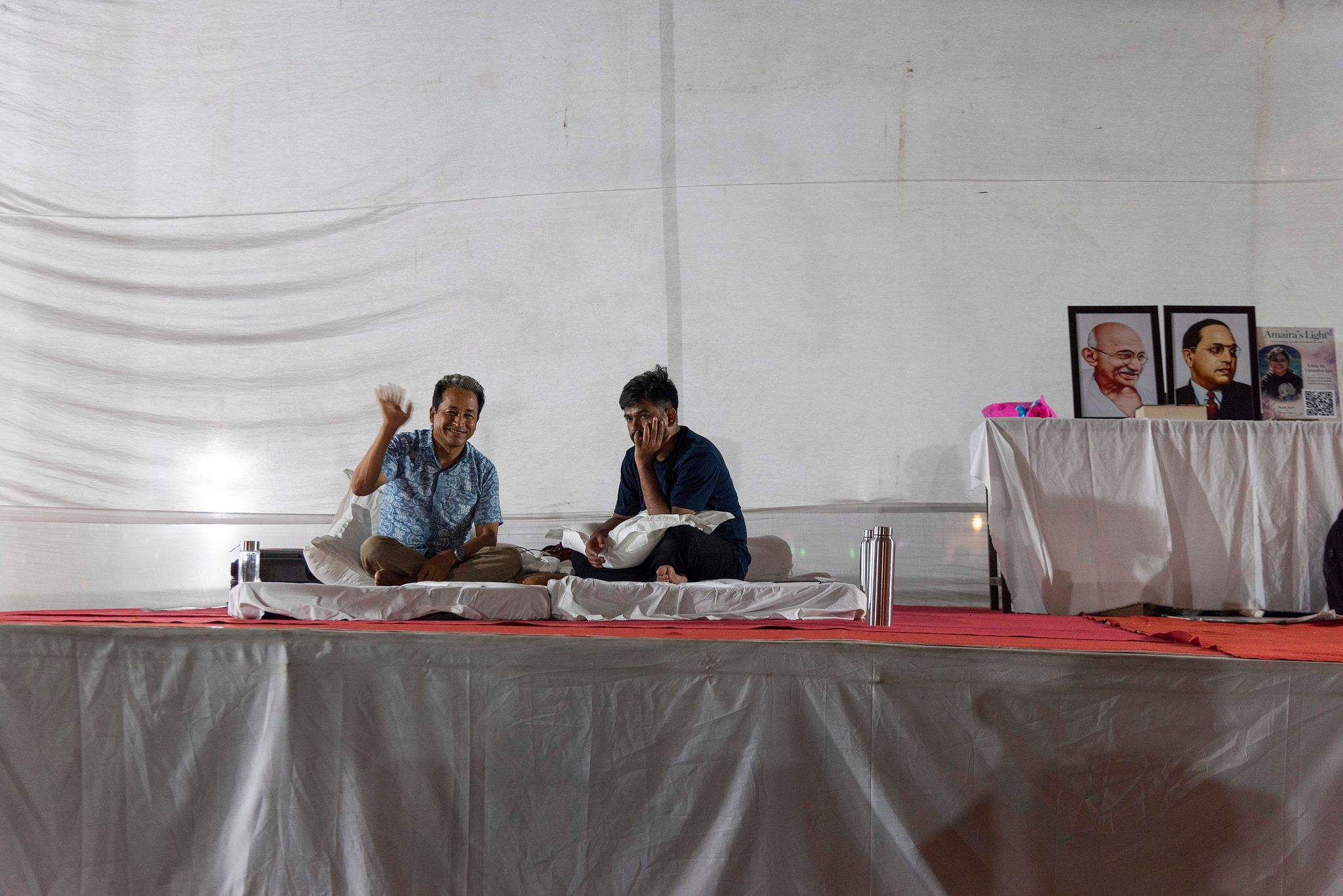 Environmentalist Sonam Wangchuk begins indefinite hunger strike at CJP Protest site in Delhi