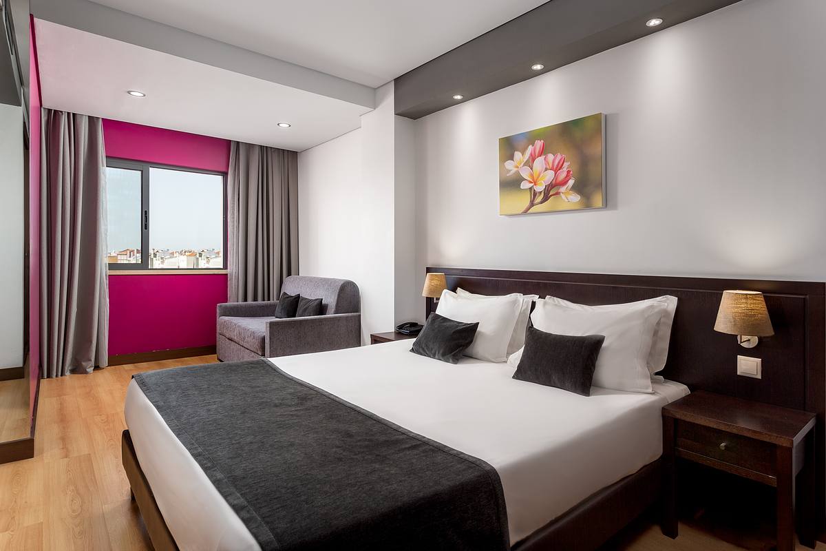 HOTEL LUENA Quarto Hotel