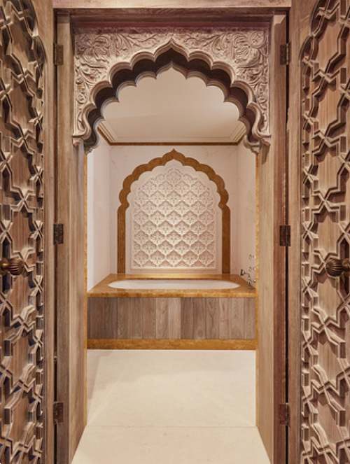 The Connaught Hotel, London,U.K (Relief carved panel on Vietnamese white marble)