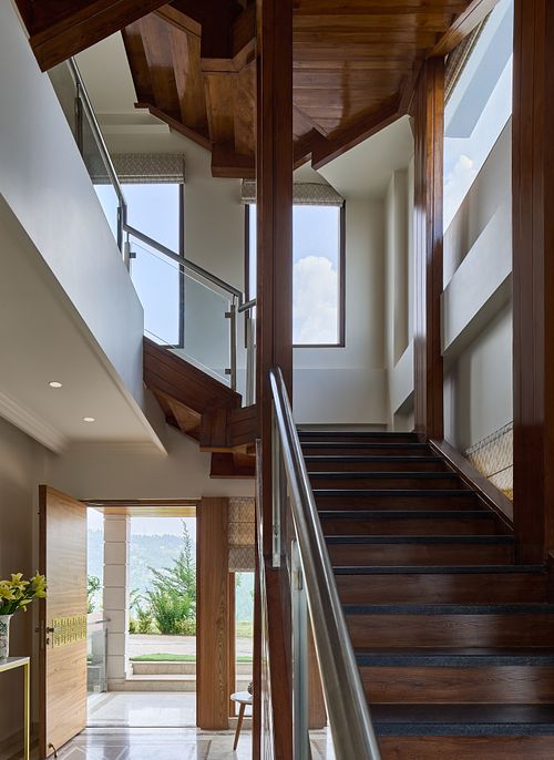 Pvt. Residence, Shimla - Architect Manu Malhotra
