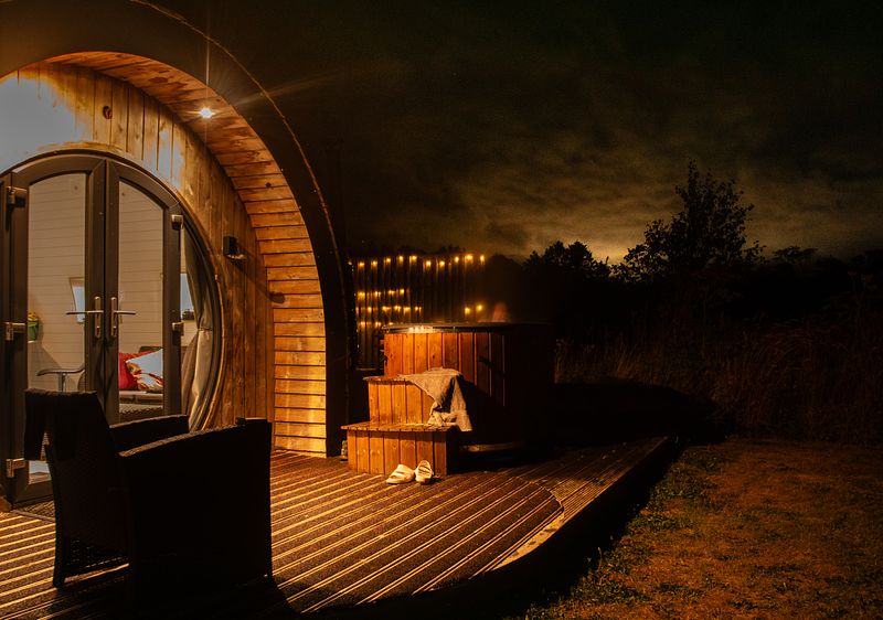 Part1.  How Professional Photography Can Help Your Holiday Let Stand Out on Airbnb & Booking.com