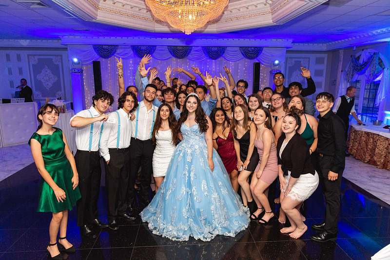 Galloping Hills Caterers | Union New Jersey Summer Sweet 17 | Christina
