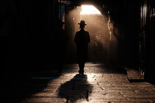 Using light creatively