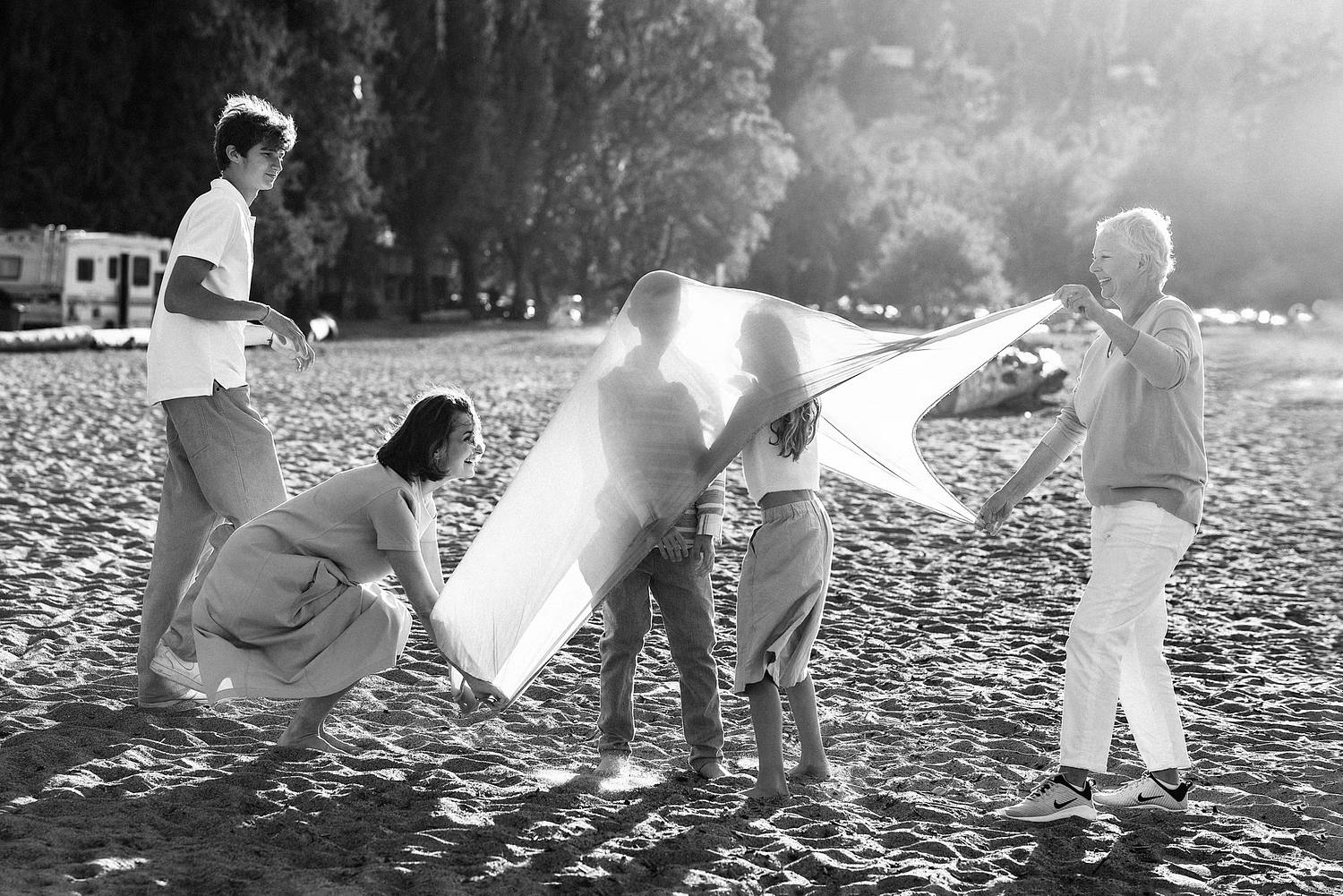 Best family photographer in Vancouver - Natalie Varro