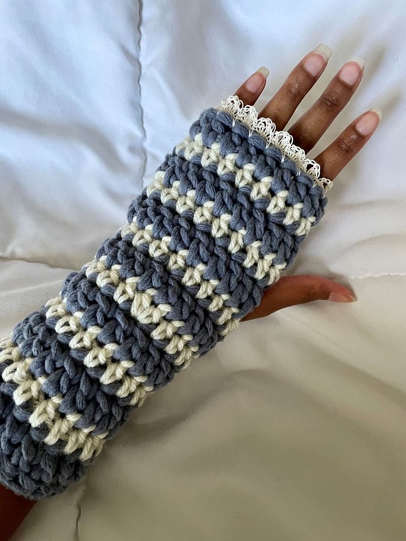 ⋆Dainty striped gloves - Crochet PDF pattern⋆