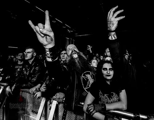 Die norwegische Black‑Metal‑Band Mayhem mit ihrer „Death Over Europe 2026“-Tour in Huxleys Neuer Welt in Berlin