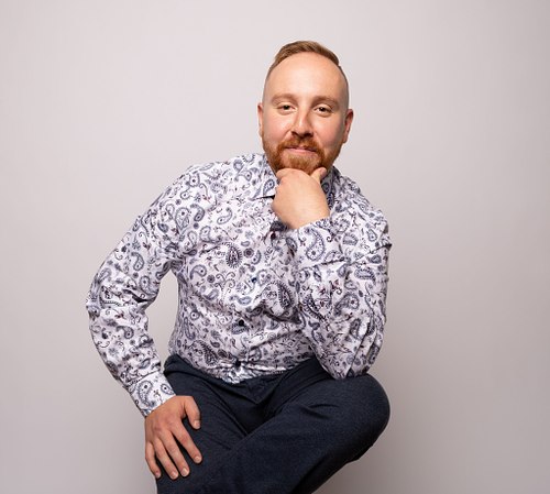 BUSINESS PORTRAIT