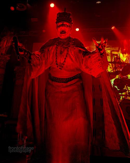 Die norwegische Black‑Metal‑Band Mayhem mit ihrer „Death Over Europe 2026“-Tour in Huxleys Neuer Welt in Berlin