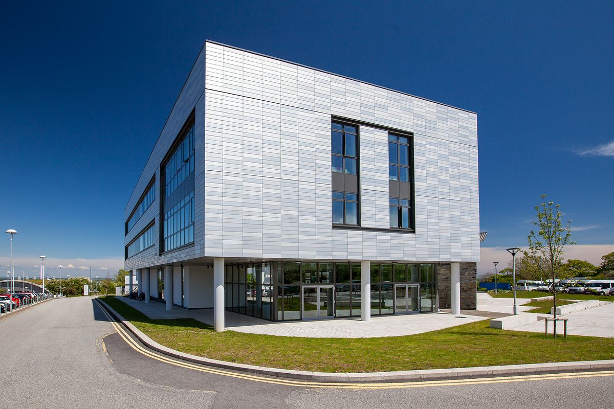 Environment and Sustainability Institute Cornwall, showing stone, tiled and glass façade.