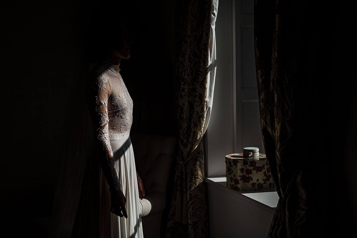 Transformer La Lumi&egrave;re En Emotion Dans Les Images De Mariage