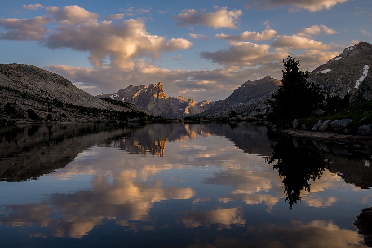 Sun on the Cirque