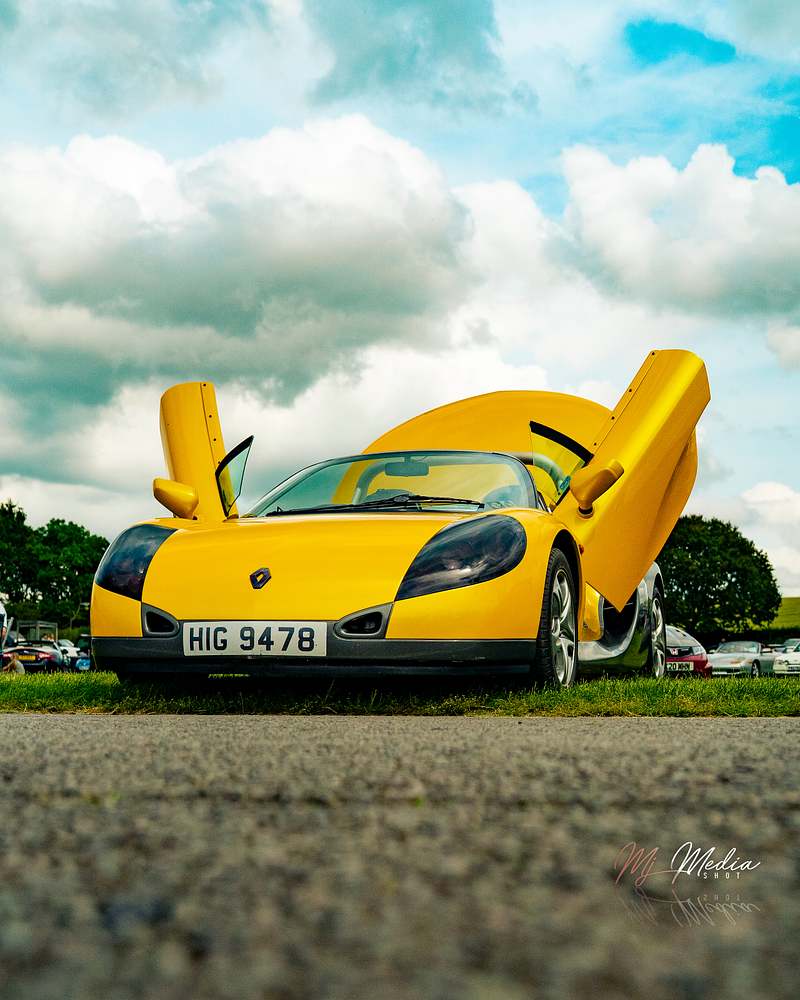 Renault Sport Spider – The Forgotten French Supercar That Started Renault Sport