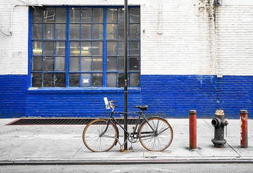 Warehouse Bike���
