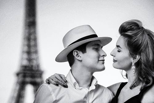 casal-torre-eiffel-paris-fotografo