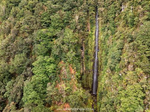 Felswandwasserfall