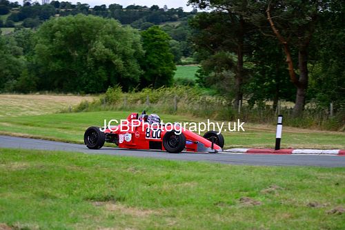 Van Diemen RF91 Nicola Dearden