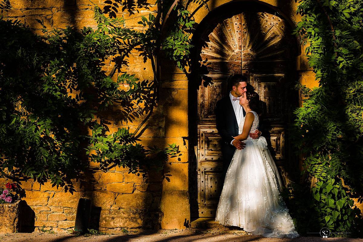 Transformer La Lumi&egrave;re En Emotion Dans Les Images De Mariage