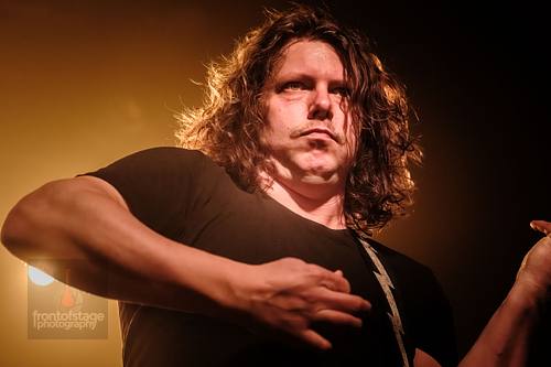 Die deutsche Post-Punk- und Noise-Rock-Band DIE NERVEN im Berliner SO36