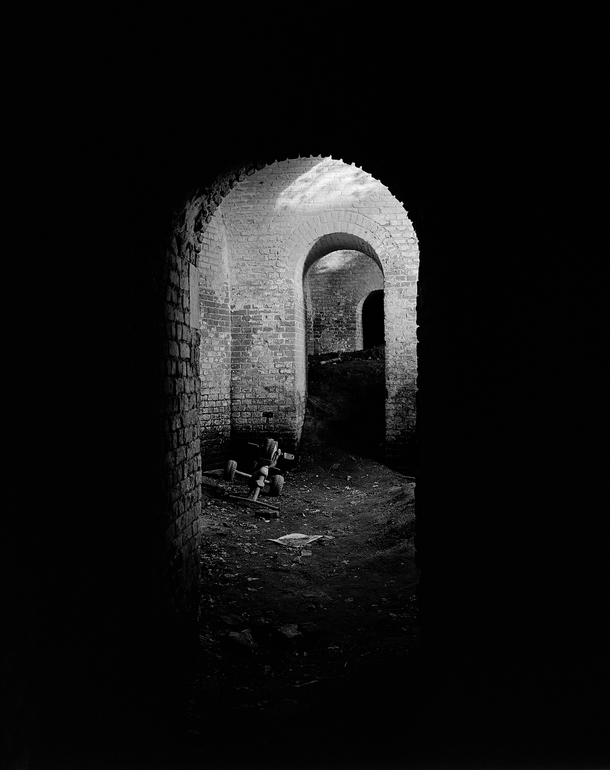 Inside view of the coutrescarpe of Fort VI