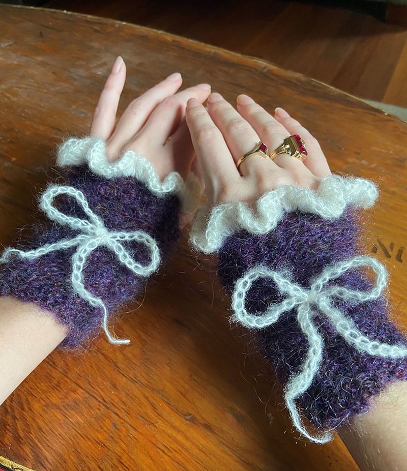 Delilah Fingerless Gloves~ Crochet PDF Pattern