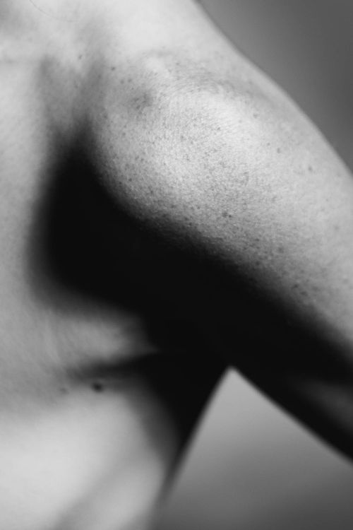 Shoulder Grace