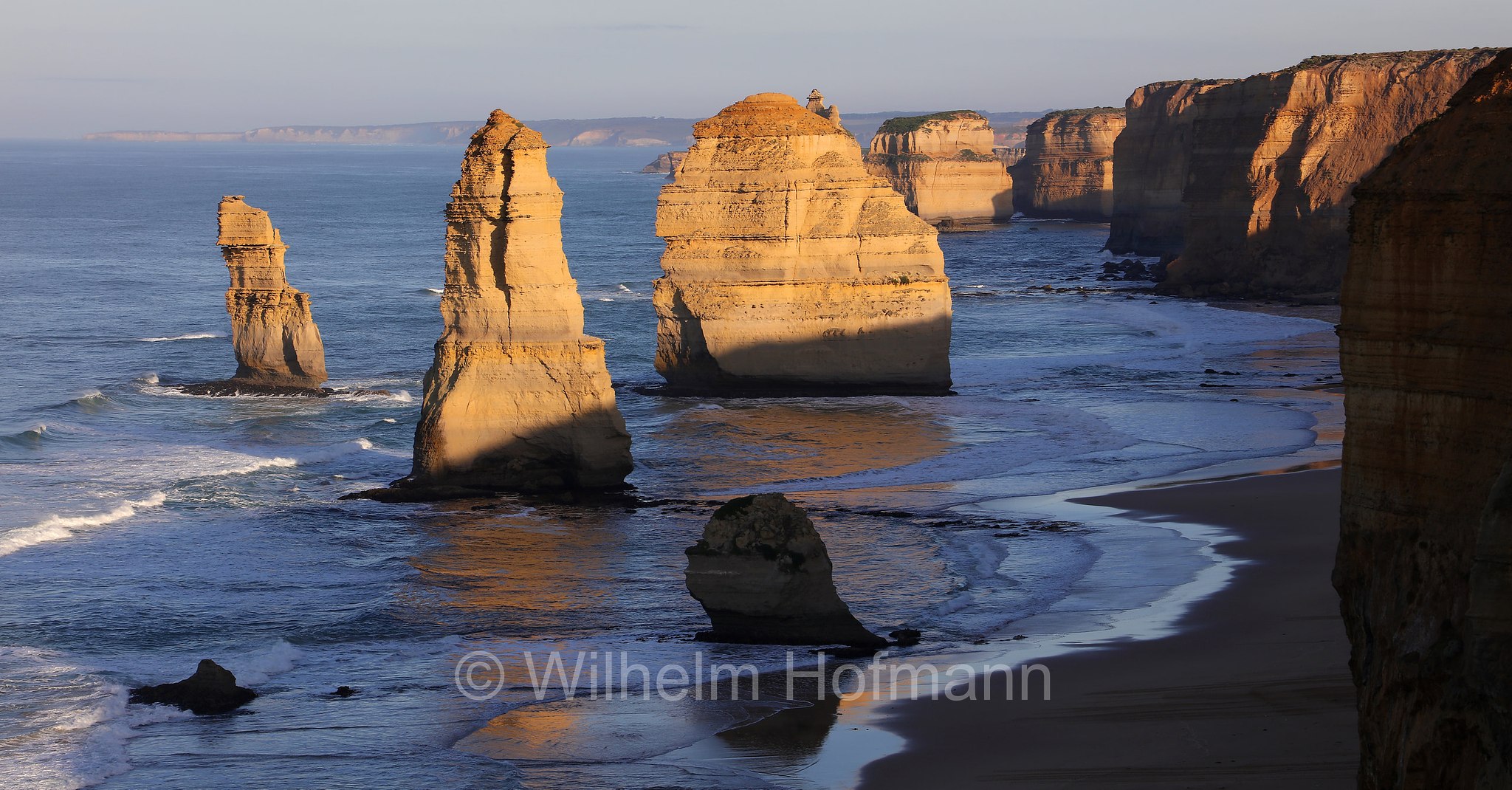 The Twelve Apostles, Twelve Apostles, Zwölf Apostel, Dodici Apostoli, Sunrise, Port Campbell National Park, Port Campbell Nationalpark, Parco nazionale Port Campbell, Twelve Apostles Marine National Park, Twelve-Apostles-Meeresnationalpark, Great Ocean Road, Victoria, Australia, Australien