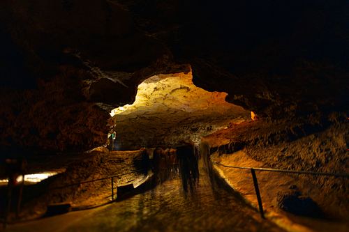 10/17/26 - Meramec Caverns