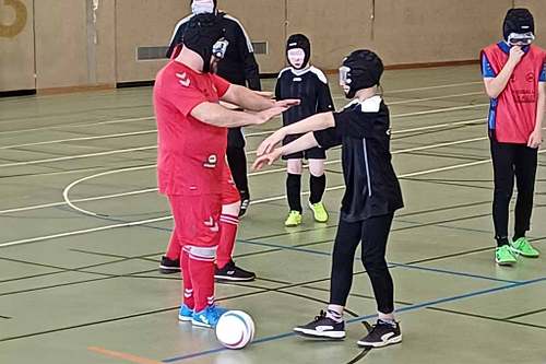 F&uuml;r wen eignet sich Blindenfu&szlig;ball?