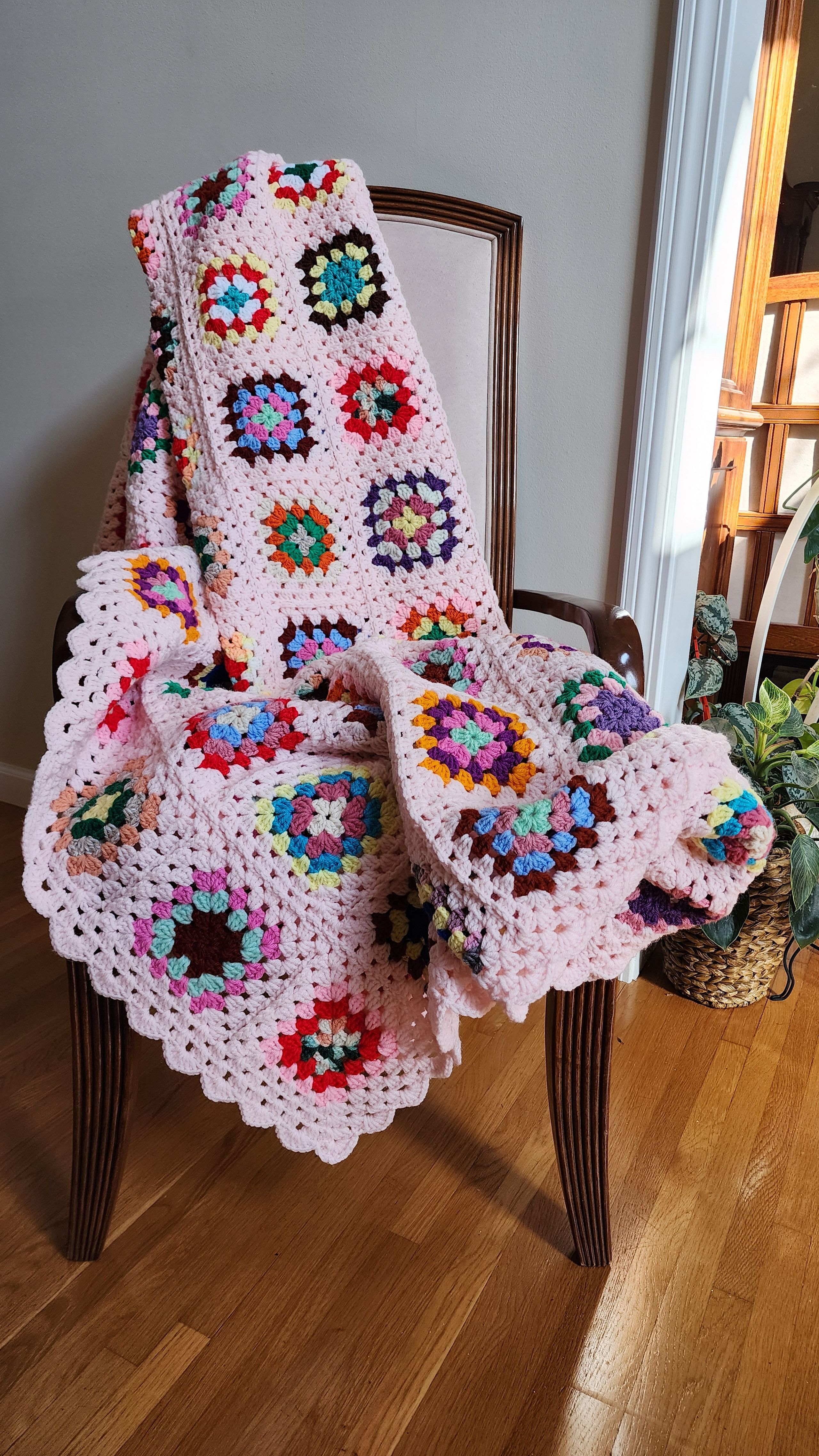 Granny Square Lap Blanket — Modern Vintage Cozy