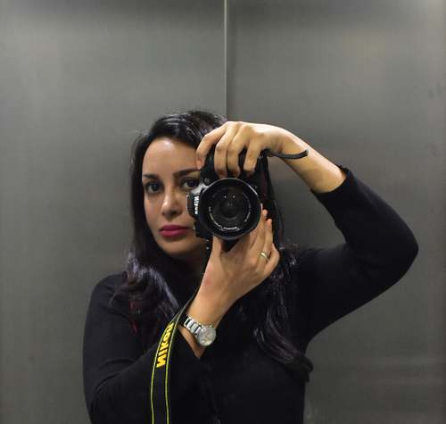 I am Elen (Elahe Khosravi), a Fashion & E-Commerce Photographer based in Florence, Italy.