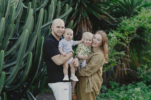 Family portrait session in Puerto de la Cruz, Tenerife