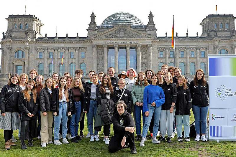 Über Grenzen hinweg Freundschaften geschlossen