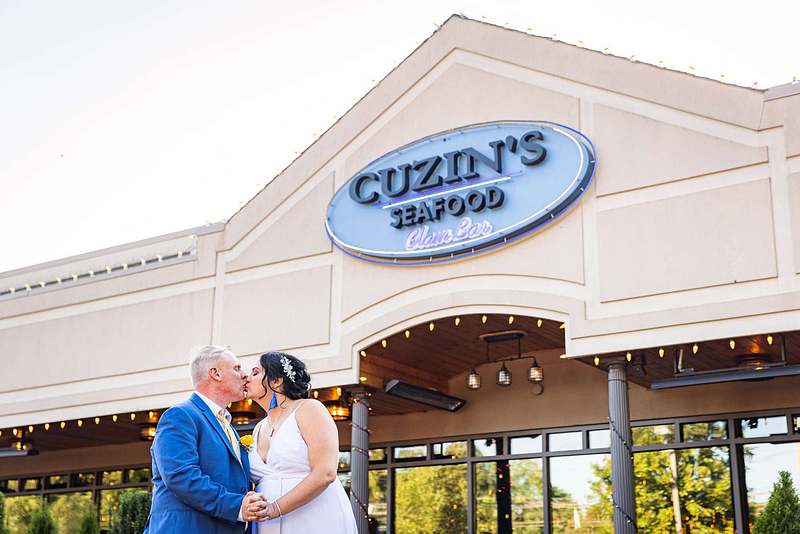 Cuzin's Seafood & Clam Bar | Marlboro New Jersey Summer Wedding | Anna & Kevin