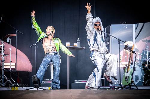 Das argentinische Duo Ca7riel & Paco Amoroso auf dem Lollapalooza Berlin 2025