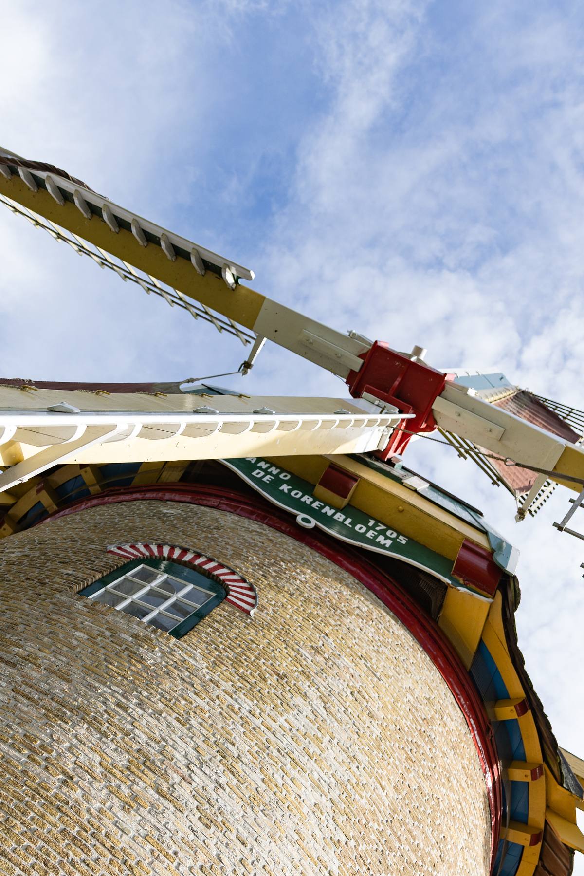 Detail van Molen De Korenbloem in Sommelsdijk