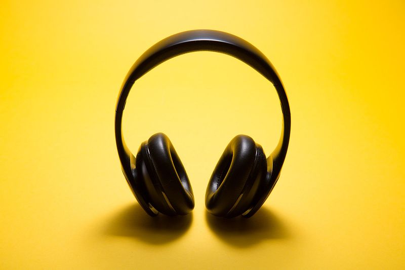Headphone