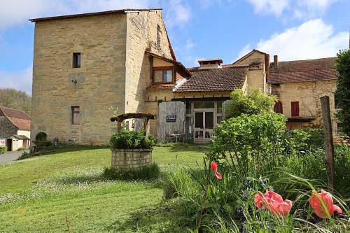 TOUR MEDIEVALE