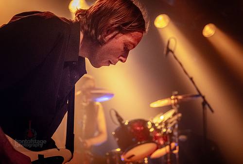 Die deutsche Post-Punk- und Noise-Rock-Band DIE NERVEN im Berliner SO36