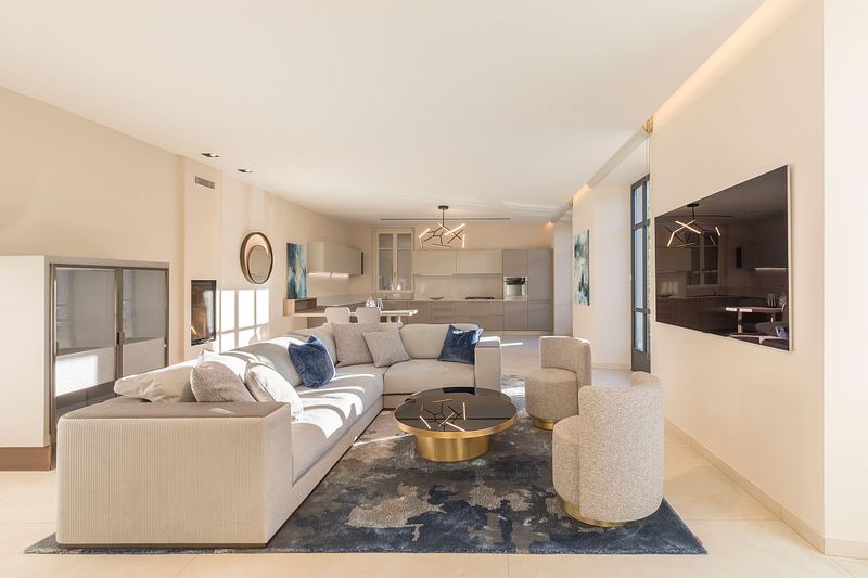 Suite Grigio