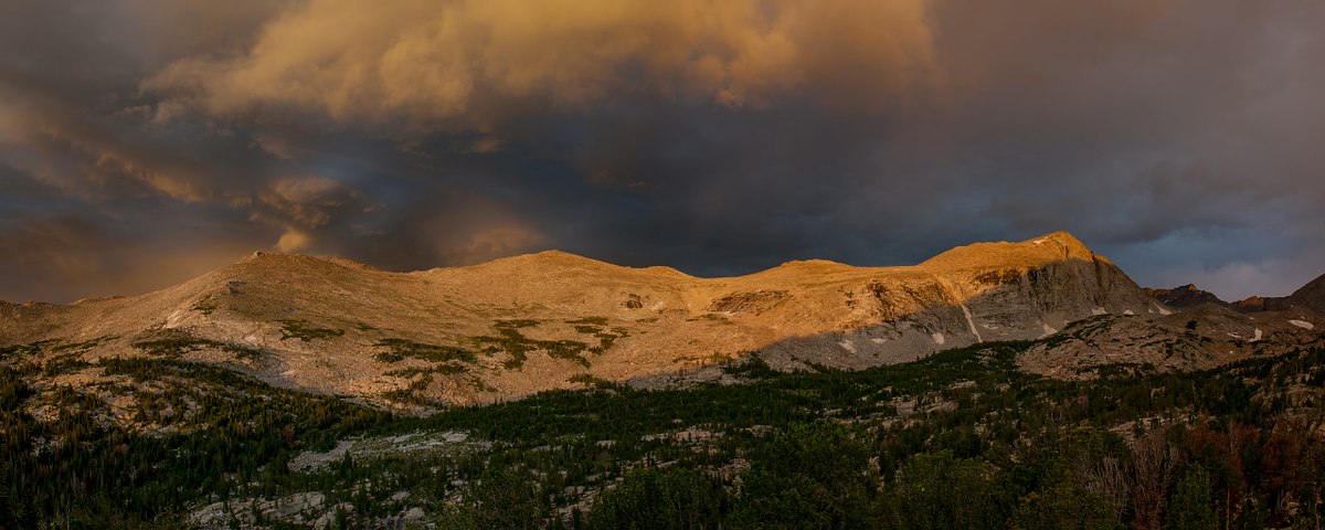 Morning-Drama-in-Atlantic-Canyon