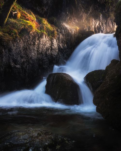 Waterfall, stream, river, creek, flowing water, long exposure, nature, landscape, travel, hiking, adventure, escape, light, rocks, moss, fairy pools, glen brittle, isle of Skye, Scotland, highlands, Allt Coire Gabhail, shadow, mountains, mors, lost valley, glen coe, glancoe, Biden nam Bian, three sisters, Stob Coire Sgreamhach, Stob Coire nan Lochan