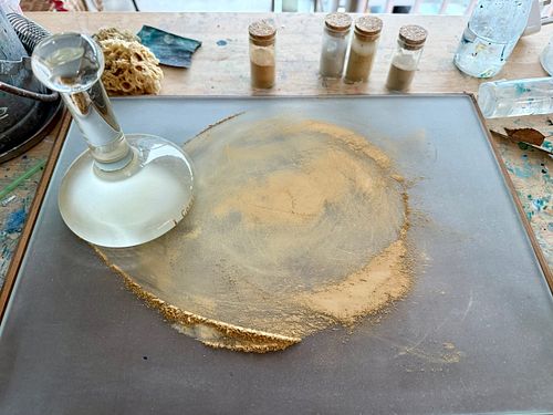 Local Pigments