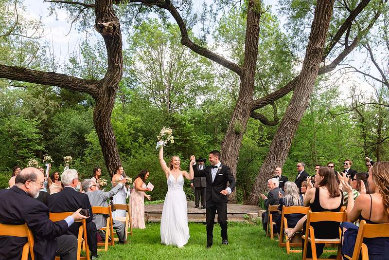Owls Hoot Barn | Great Northern Catskills West Coxsackie New York Spring Wedding | Caroline & Dakota