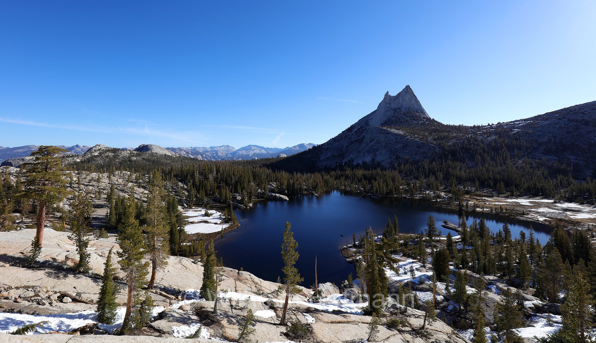 Upper Cathedral Lake, Cathedral Peak, Yosemite National Park, Yosemite-Nationalpark, Parco nazionale di Yosemite, Kalifornien, California, USA