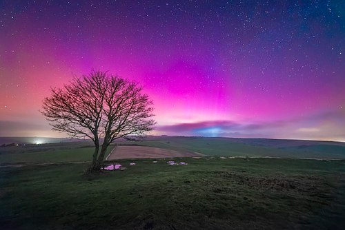 Worthing Aurora Borealis Northern Lights Cissbury Ring